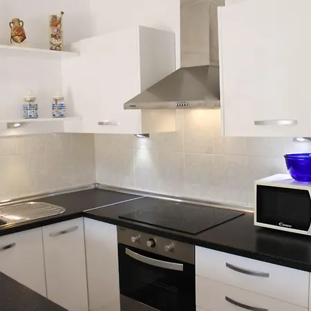 Maritim Und Modern Eingerichtete By Interhome