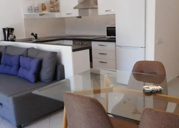 Maritim Und Modern Eingerichtete By Interhome *