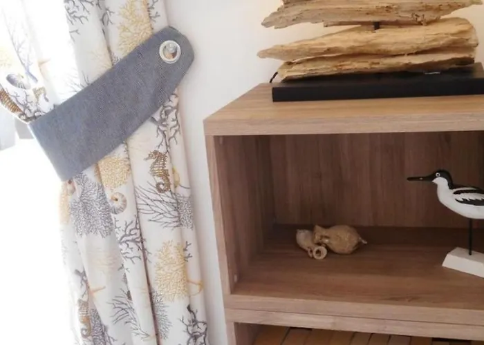 Maritim Und Modern Eingerichtete By Interhome *